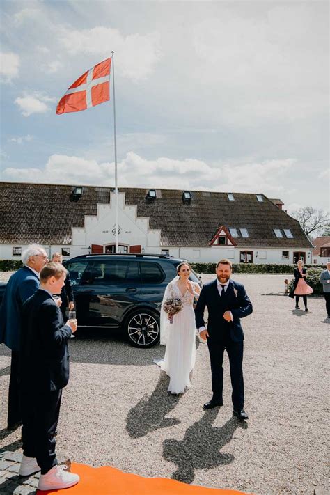 bryllup på fyn med overnatning|Bryllup på Boltinggaard Gods på Fyn i idylliske omgivelser.